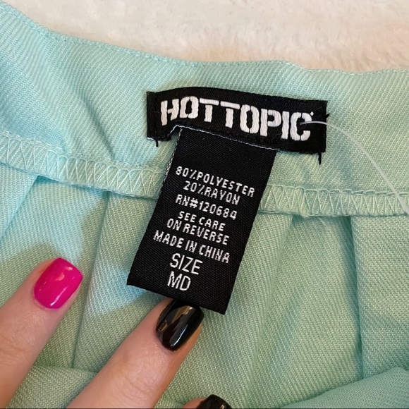 NWOT Hot Topic Mint Pleated Cheer Skirt Sz M - Picture 2 of 4